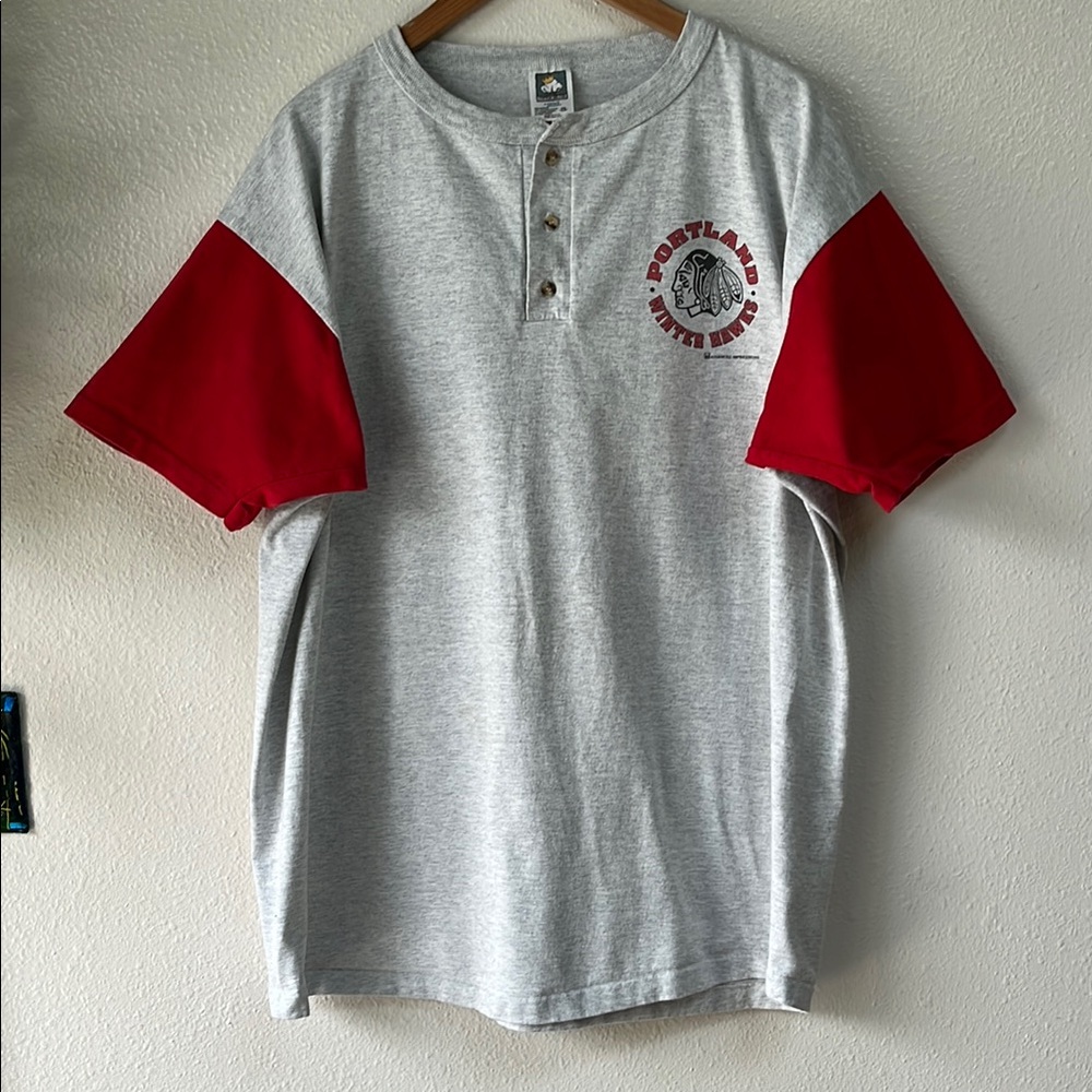 Vintage Portland Winter Hawks Hockey Team Shirt 2X  Gray Red